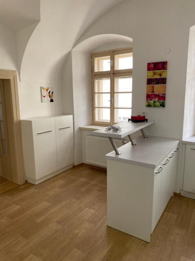 פראג Nerudova Apartments מראה חיצוני תמונה
